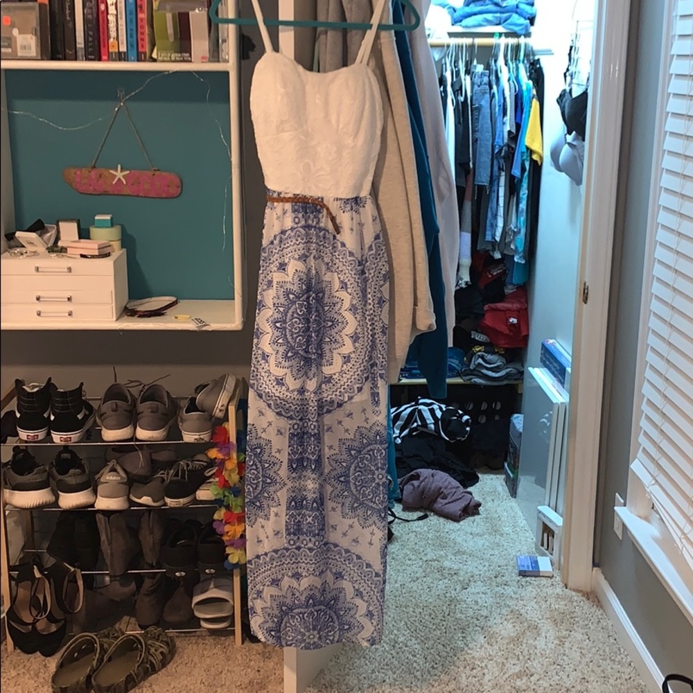 Maxi dress